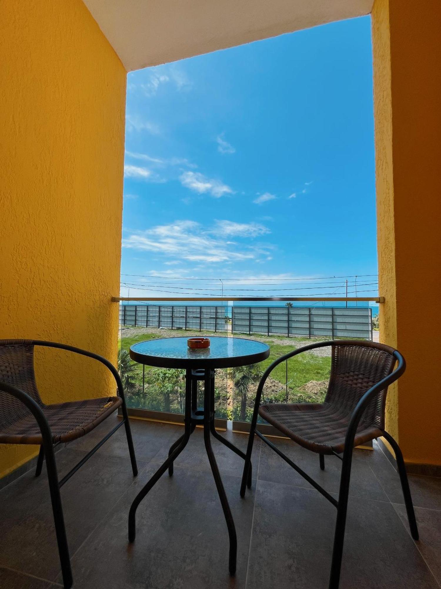 Hotel Casa Del Mar Kvariati Exterior foto